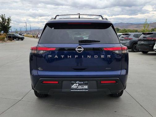 Deep Ocean Blue Pearl 2026 Nissan Pathfinder SV