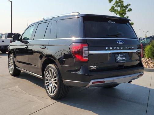 AGATE BLACK METALLIC 2022 Ford Expedition Limited