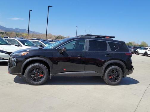2025 Nissan Rogue Rock Creek
