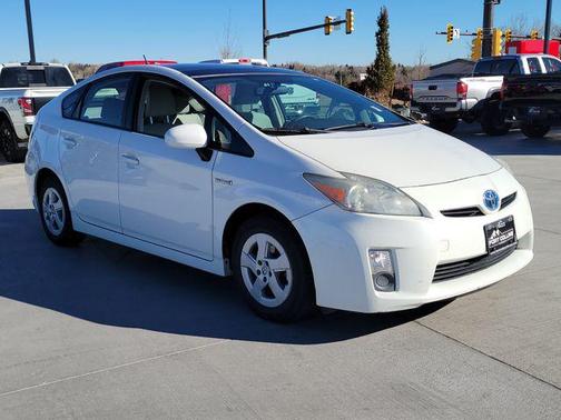 2010 Toyota Prius III