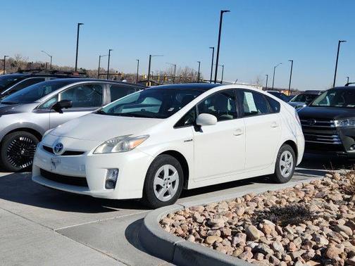 2010 Toyota Prius III