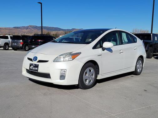2010 Toyota Prius III