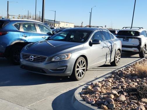 2016 Volvo S60 Inscription T5 Drive-E Premier