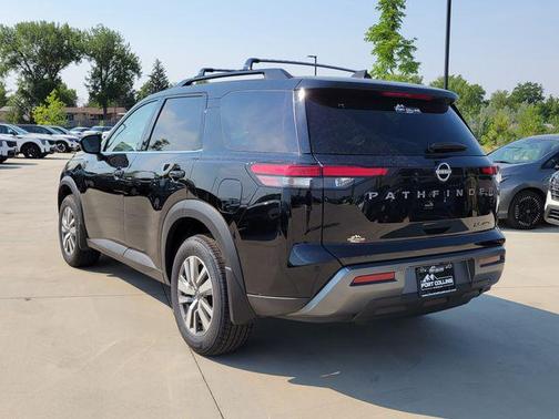 Super Black 2026 Nissan Pathfinder SL