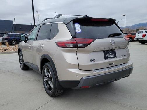 2025 Nissan Rogue SL