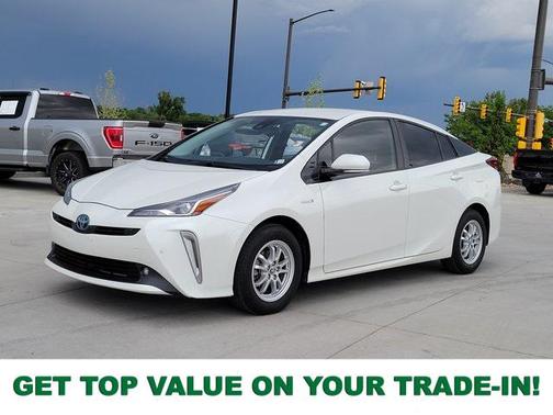 2019 Toyota Prius XLE