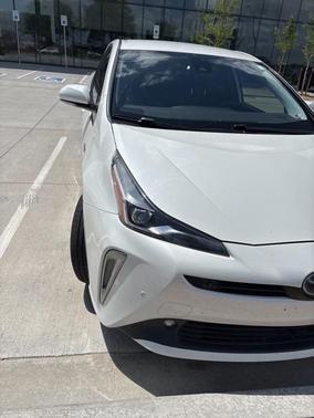 2019 Toyota Prius XLE