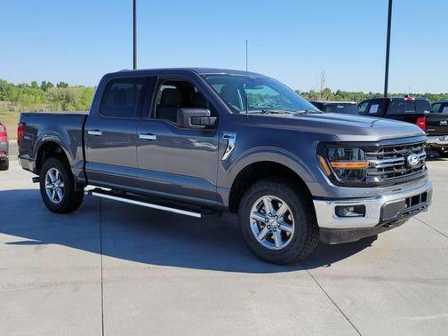 CARBONIZED GRAY METALLIC 2025 Ford F-150 XLT
