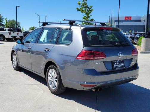 Platinum Gray Metallic 2016 Volkswagen Golf SportWagen TSI S 4-Door