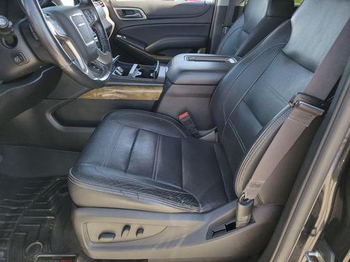 Onyx Black 2017 GMC Yukon Denali