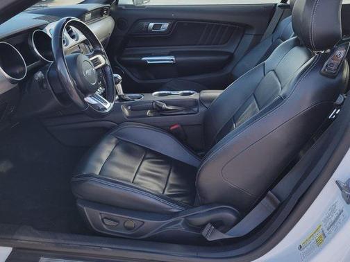 2022 Ford Mustang EcoBoost Premium