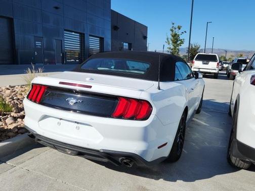2022 Ford Mustang EcoBoost Premium