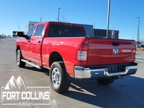 2022 RAM 2500 Tradesman Crew Cab 4x4 6'4' Box