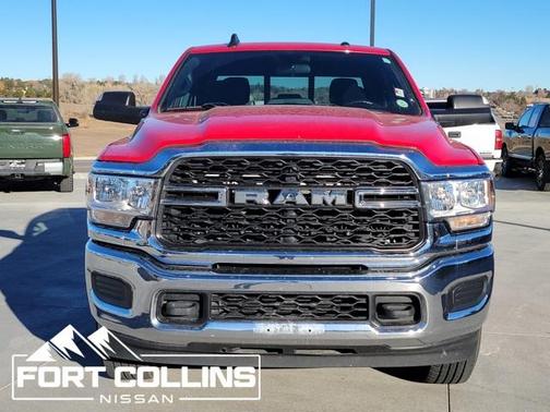 2022 RAM 2500 Tradesman Crew Cab 4x4 6'4' Box
