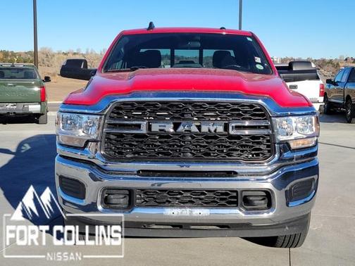 2022 RAM 2500 Tradesman Crew Cab 4x4 6'4' Box