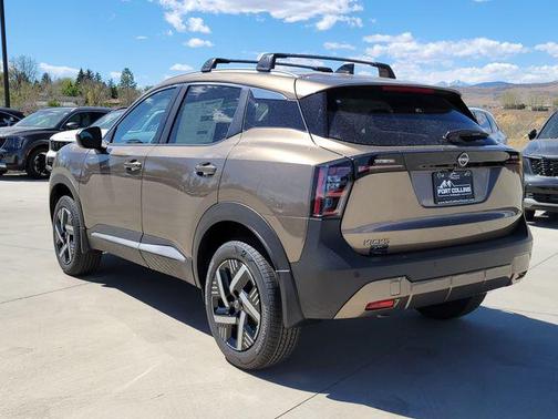 Canyon Bronze Metallic 2026 Nissan Kicks SV