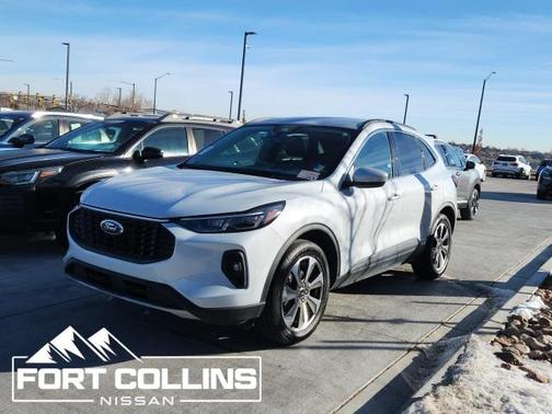 2025 Ford Escape Platinum