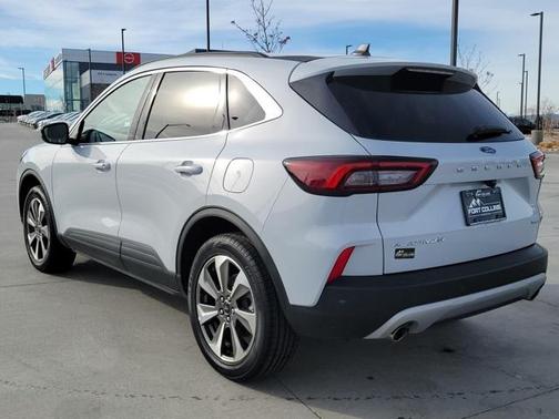 2025 Ford Escape Platinum