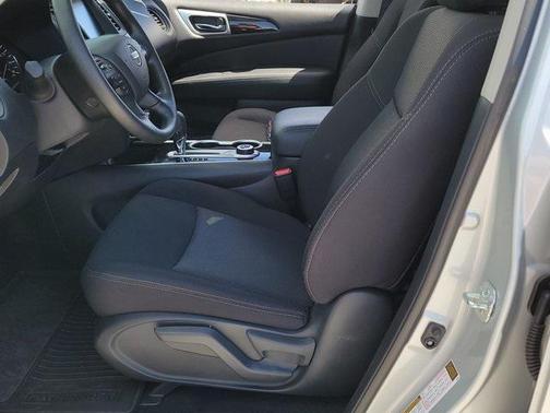 2020 Nissan Pathfinder S 4WD