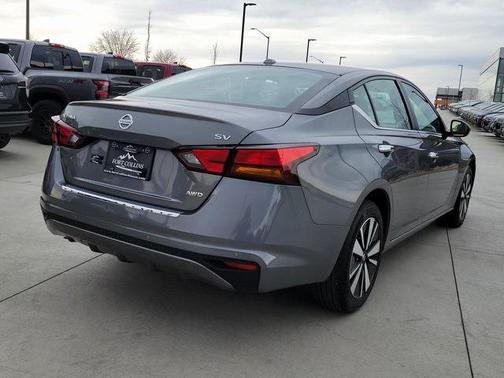 2022 Nissan Altima 2.5 SV