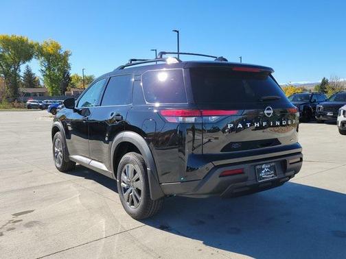 2025 Nissan Pathfinder SV 4WD