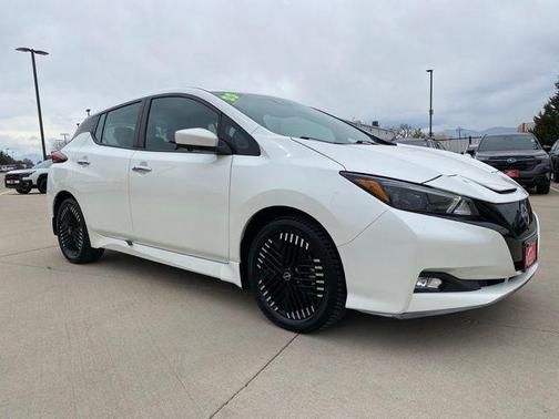 2023 Nissan Leaf SV PLUS 60 kWh