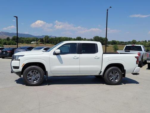 2025 Nissan Frontier SV