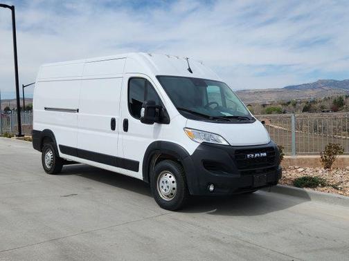 2025 RAM ProMaster 2500 Tradesman