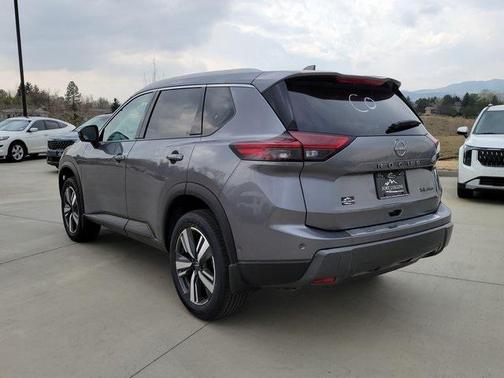 2025 Nissan Rogue SL