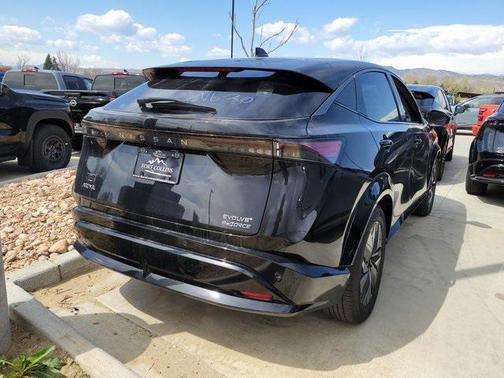 2025 Nissan ARIYA EVOLVE+