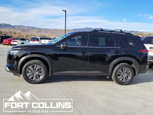 2025 Nissan Pathfinder SV 4WD