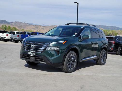 Obsidian Green 2026 Nissan Rogue Platinum