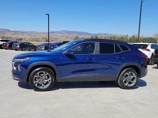 2024 Chevrolet Trax LT