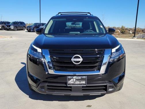 2025 Nissan Pathfinder SV 4WD