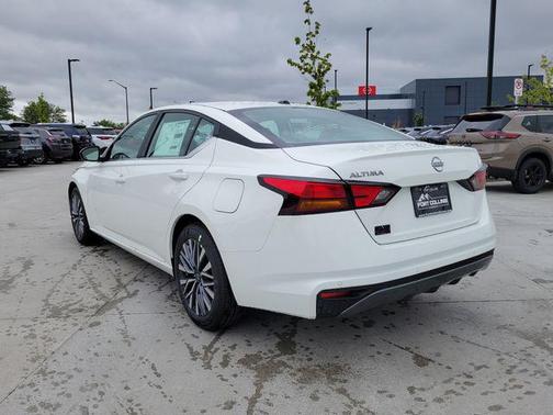 Glacier White 2026 Nissan Altima 2.5 SV