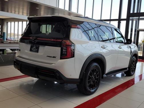 2025 Nissan Armada PRO-4X 4WD