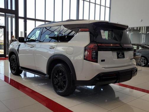 2025 Nissan Armada PRO-4X 4WD
