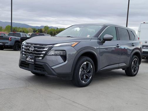 Gun Metallic 2025 Nissan Rogue SV