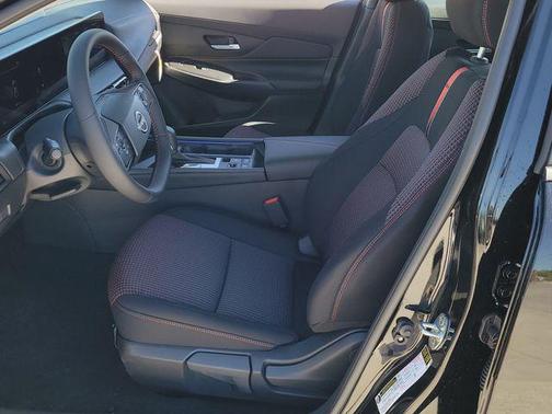 Super Black 2026 Nissan Sentra SR