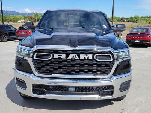 Diamond Black Crystal Pearlcoat 2025 RAM 1500 Big Horn/Lone Star