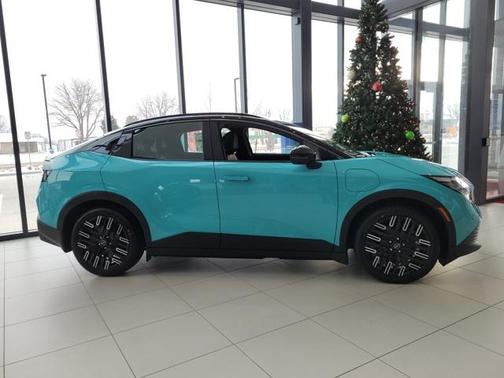 2026 Nissan Leaf PLATINUM+