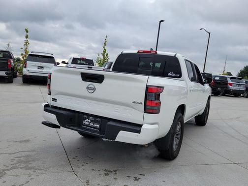 Glacier White 2025 Nissan Frontier SV
