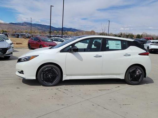 2025 Nissan Leaf SV PLUS