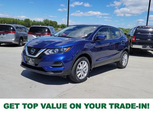 2022 Nissan Rogue Sport S