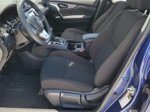2022 Nissan Rogue Sport S