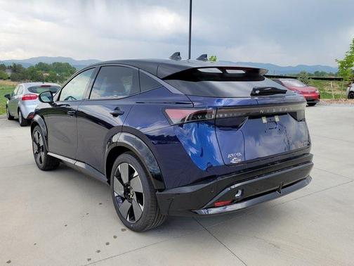 2025 Nissan ARIYA PLATINUM+