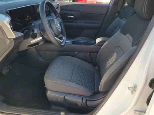 Fresh Powder 2027 Nissan Kicks SV