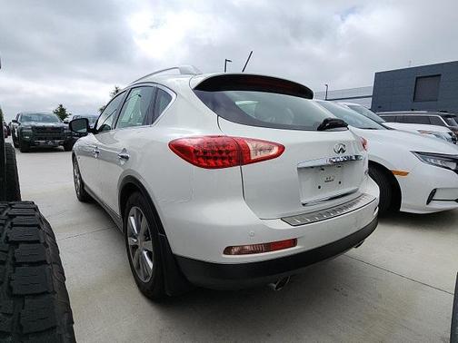 2015 INFINITI QX50 Journey