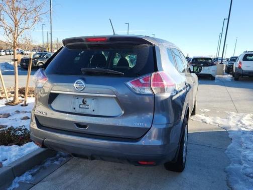 2016 Nissan Rogue S
