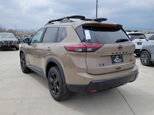 2025 Nissan Rogue Rock Creek